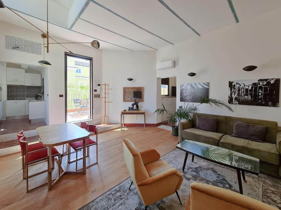 Boutique Penthouse With Terrace, Spanish Steps Rome Buitenkant foto